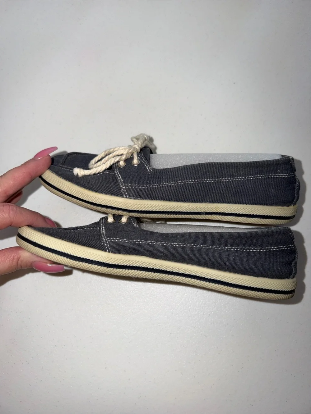 Women’s Faded Glory Dark Grey Nautical Canvas Boat Shoes size 6